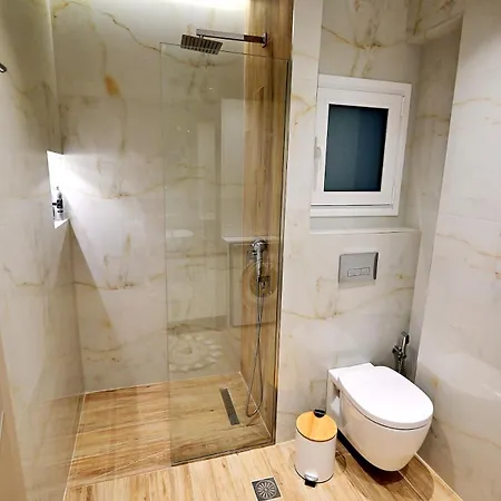 Alley Marina - Newly Renovated Near Marina, Old Town, Sea Apartment Rhodes City