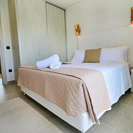 Alley Marina - Newly Renovated Near Marina, Old Town, Sea Apartment